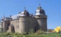 Le château de LAVAUX STE ANNE