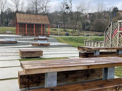 Plaine de jeux communale à 200 mètres